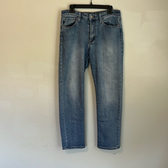 Blue Jeans Crown & Ivy - Picture 1 of 3